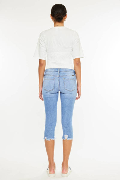 KanCan med blue frayed Capri Jean