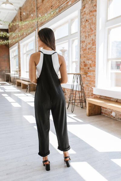 Black Front Pockets Jumpsuit