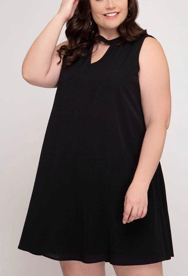 Classic Black sleeveless dress Plus
