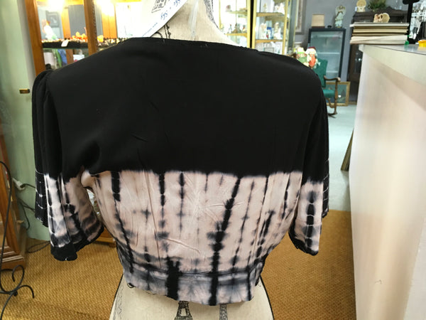Black Tie Dye Half Sleeve Crop Top