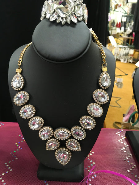 Teardrop crystal statement necklace set