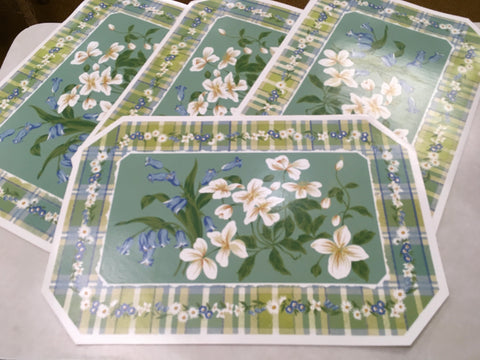 White blue floral placemats set of 4