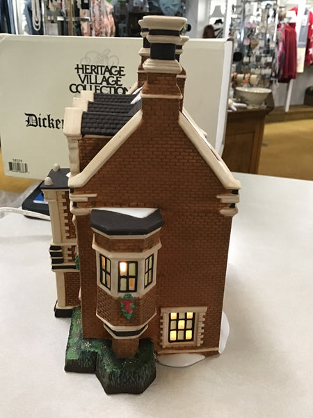 Dursley Manor 1995 Dept 56 Dickens Village Series