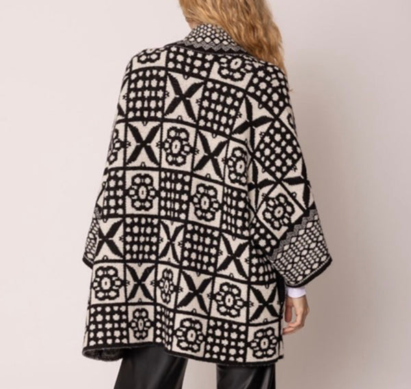 Black white Geo Print Cardigan Sweater