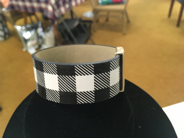 Black Buffalo plaid magnetic bracelet