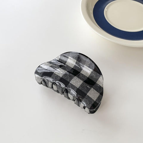 Black plaid hair clip
