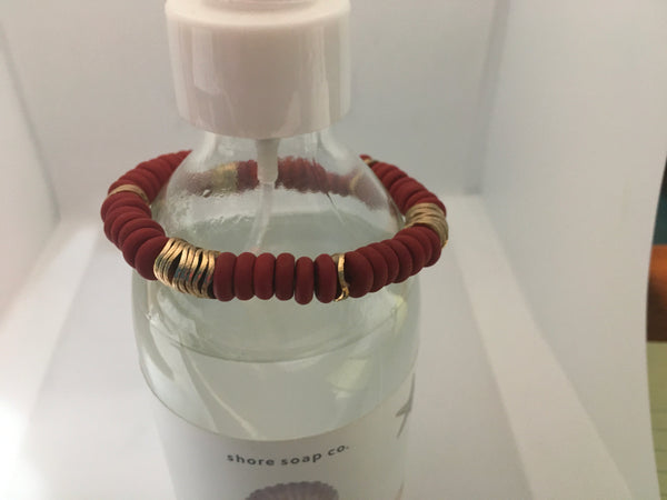Red gold disc stretch bracelet