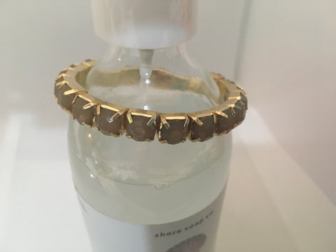 Brown stretch stone bracelet