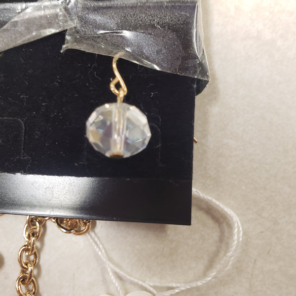 Mother of Pearl tear drop necklace 24"
