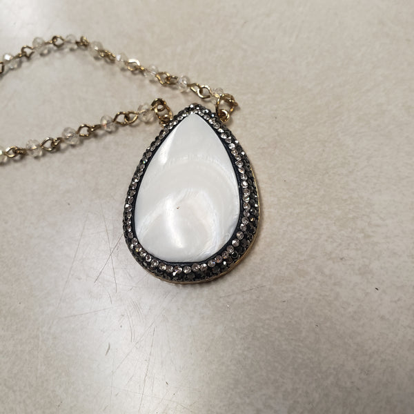 Mother of Pearl tear drop necklace 24"