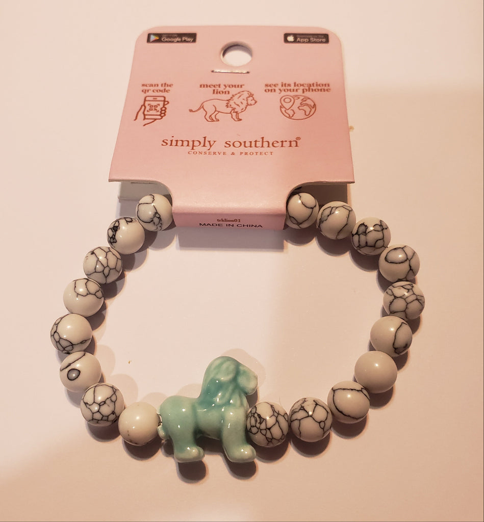 Simply Southern Howlite Lion Tracker Bracelet