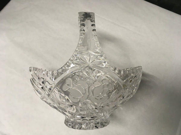 Brides basket with flowers crystal glass preowned