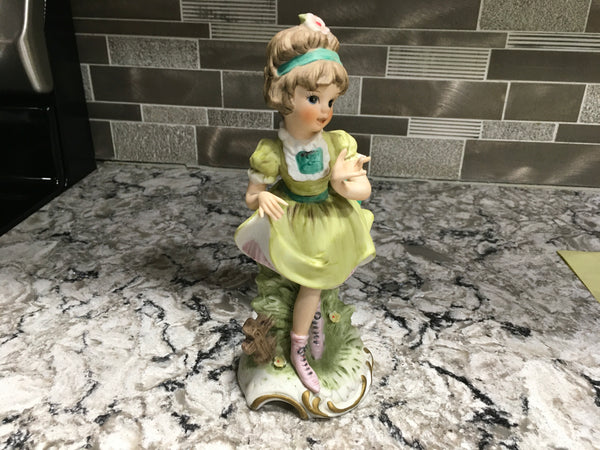 Vintage Napcoware Homeco girl in boots figurine 1983