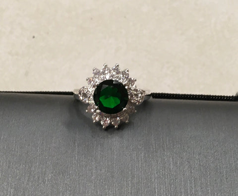 Emerald Cz sunburst fashion ring sz 10