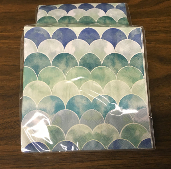 Blue shell cocktail napkin 40 count