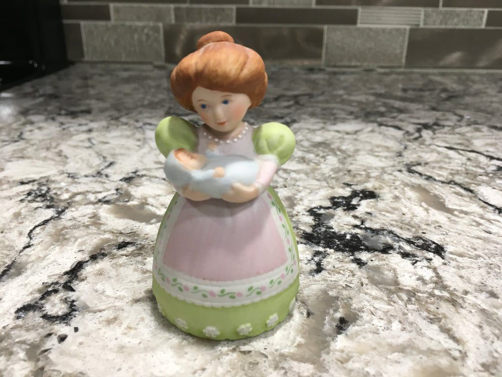 Collector Avon 1988 mother and baby bell figurine Vintage
