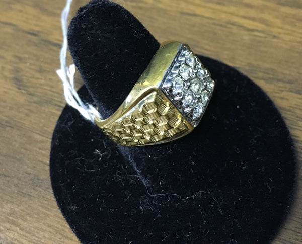 Vintage CZ 9 stone men’s gold fashion design ring sz 8.5