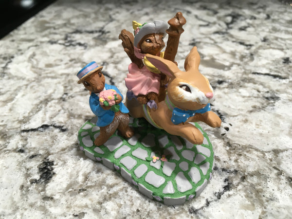 Vintage Avon 1993 Kathy Jeffers Carousel Bunny Flowers pre owned