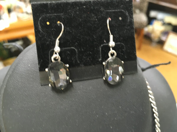 Black crystal oval necklace set
