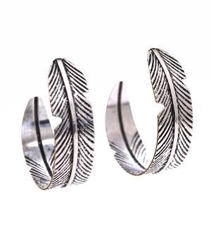 Tipi Feather Engraved Earrings