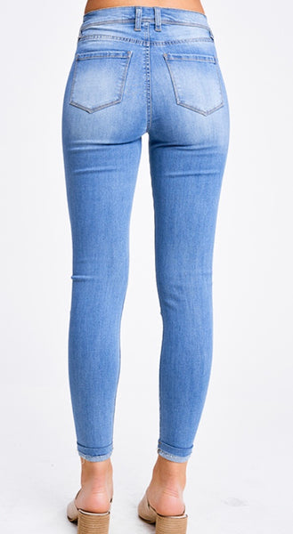 Celebrity Pink distressed stretch jeans