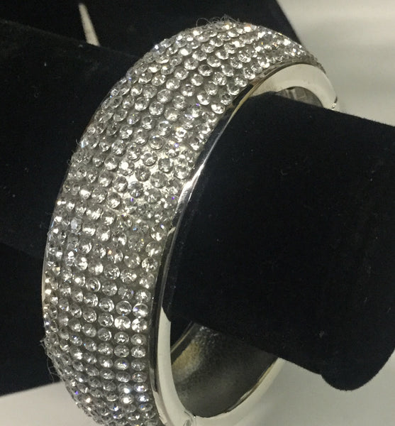 Silver rhinestone hinged bracelet