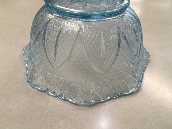 Ice Blue crimped ruffled bowl Princess House preowned