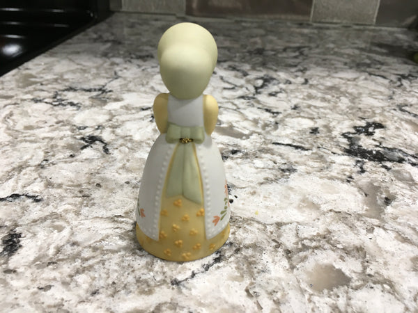 Vintage 1985 Avon flower girl bell figurine