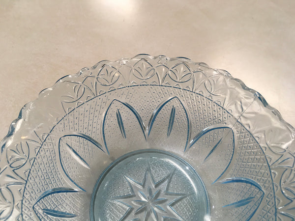 Ice Blue crimped ruffled bowl Princess House preowned