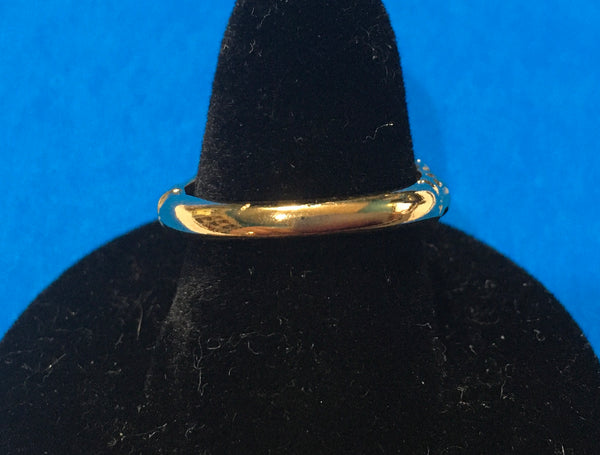 Men’s vintage CZ gold design ring sz 9.5