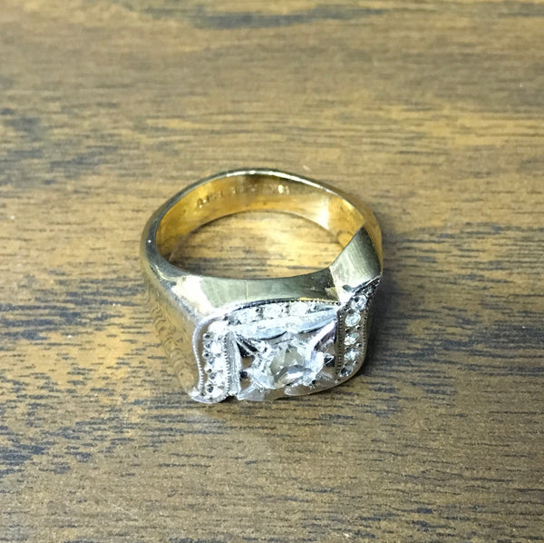 Men’s vintage CZ plus stones gold fashion design ring sz 9.5