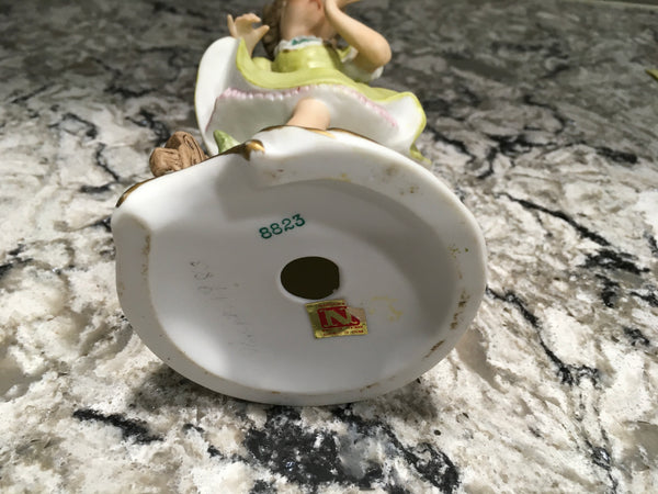 Vintage Napcoware Homeco girl in boots figurine 1983