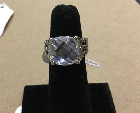 Square CZ Cushion cut with 3 twisted bands Ring sz 6