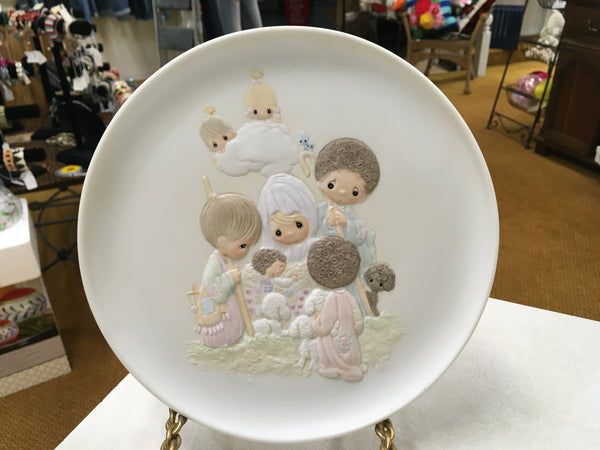 1981 Precious Moments Enesco plate Adore Him