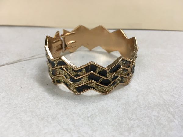 Leopard chevron design bracelet
