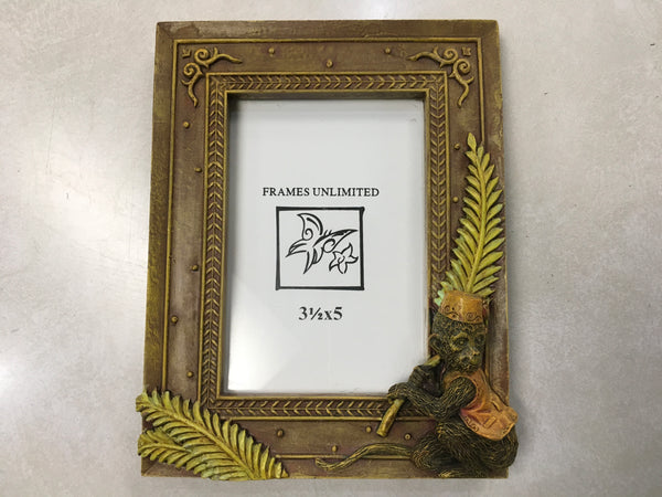 Monkey with fern leaves picture frame 3.5” x 5” preowned
