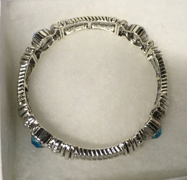 Turquoise blue crystals stretch bracelet