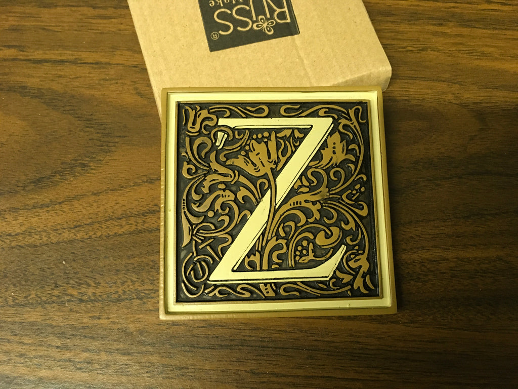 Z Initial Russ Tile Magnet Floral Embossed