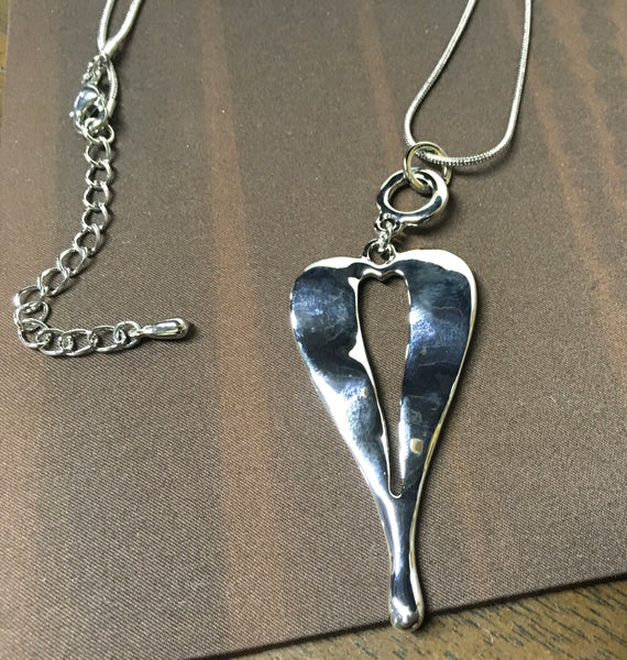 Silver heart necklace set