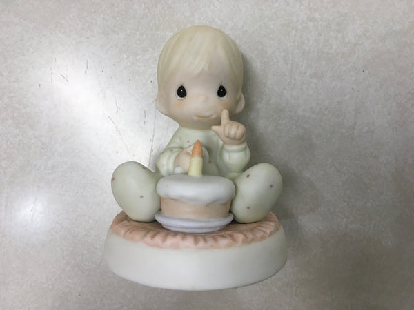 Precious Moments baby’s first birthday Enesco 1992