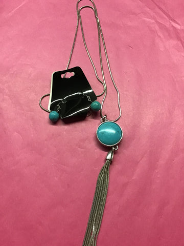 Turquoise necklace set