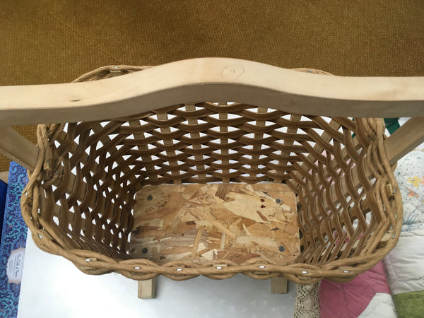 Wicker pillow top sewing basket preowned