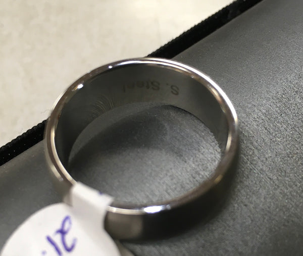 Brushed stainless men’s ring size 10