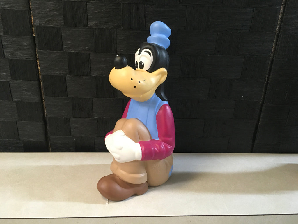 Walt Disney Goofy Ceramic Statue figurine preowned