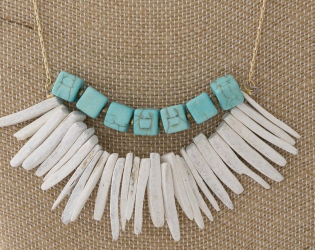 Turquoise natural stone and wooden gold tone necklace