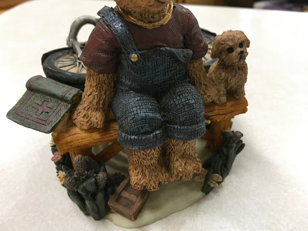 Berry Hill Bears 1997 Psalm 23:2 figurine
