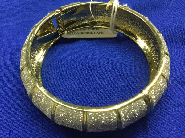 Silver shimmer designer style bracelet