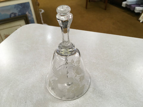 Avon crystal glass frosted hummingbird vine bell