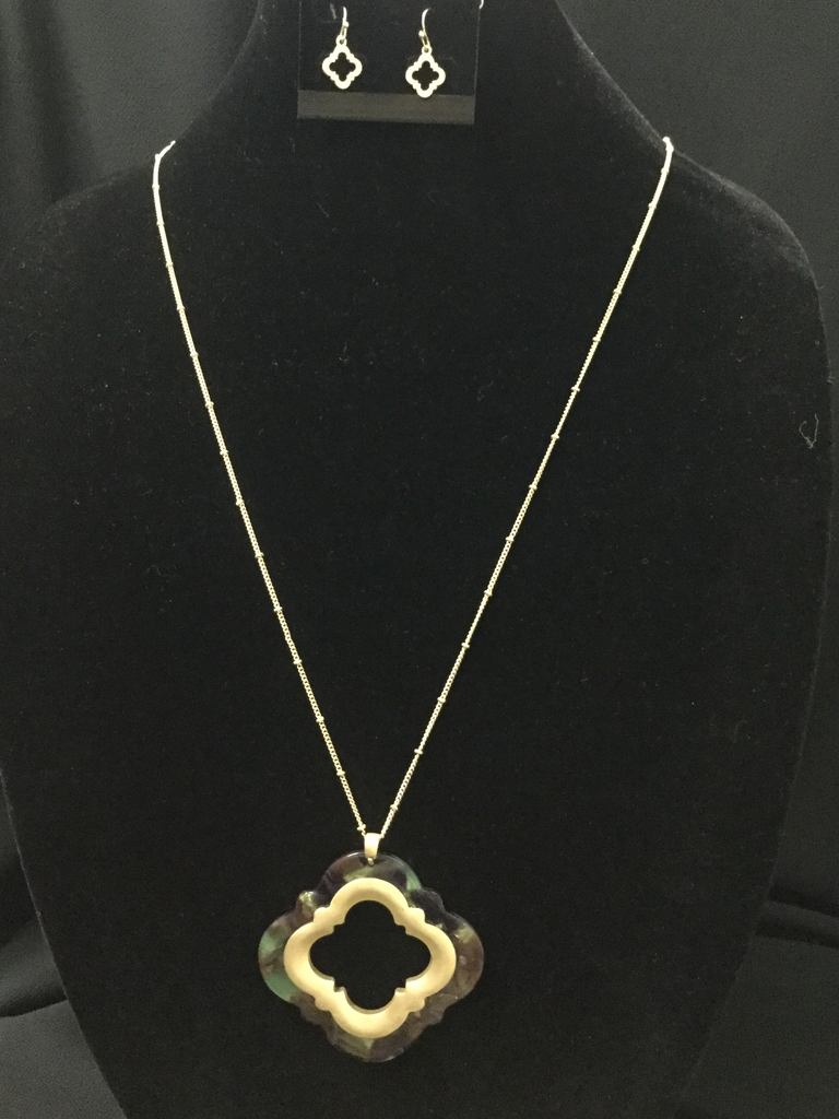 Brown green gold Lotus pendant Necklace set