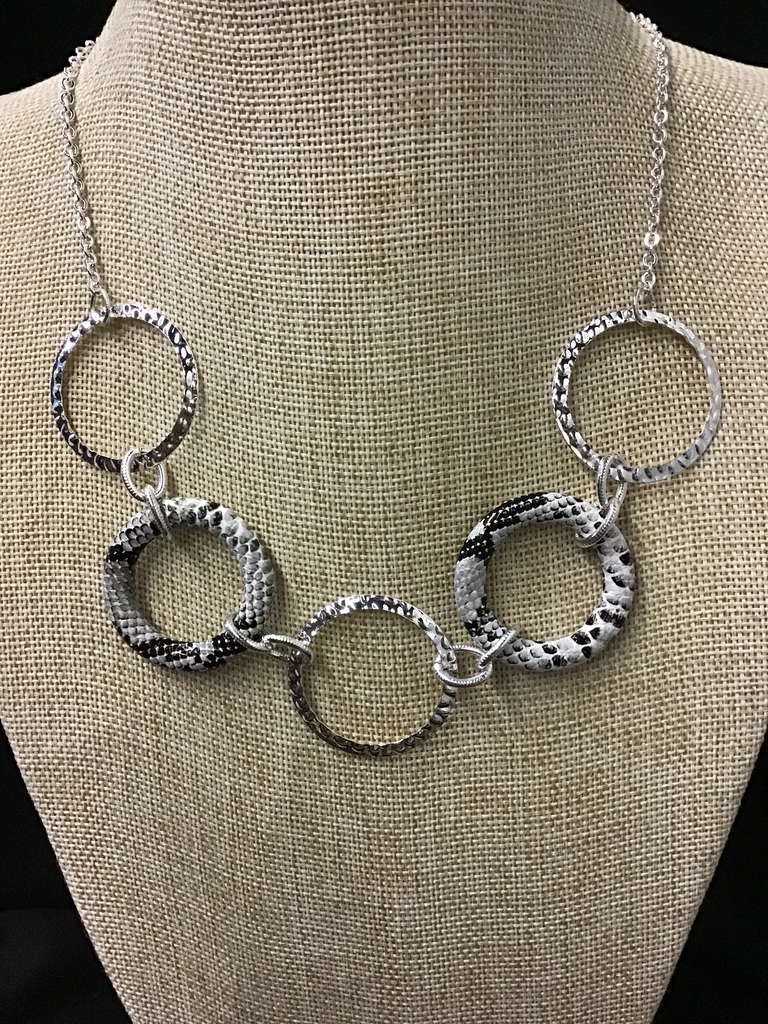 Silver animal print necklace set